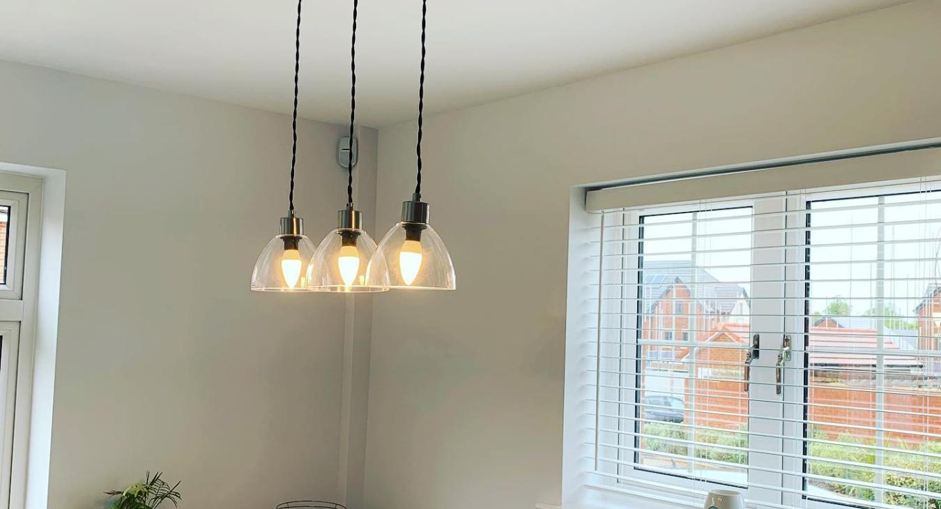 Indoor lighting electrician in Bracknell